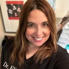 Dr. Lizzy Pérez 🏳️‍🌈 (@lizzyperezllc) • Instagram photos and videos