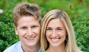 Porr, a nondenominational minister, is to mrs. Sarah Hurley And Joshua King The New York Times