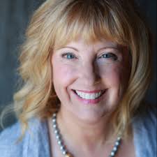 Barbara Robitaille's Instagram, Twitter & Facebook