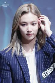 Like Seventeen Jeonghan Seventeen Jeonghan Long Hair Styles