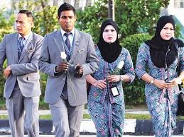 Sbk berlaku atas banyak sektor industri di malaysia, mencakup pembuatan, perladangan, kewangan, perdagangan, transportasi, perkapalan dan perkhidmatan. Laksanakan Pakaian Patuh Syariah Kepada Syarikat Penerbangan Negara
