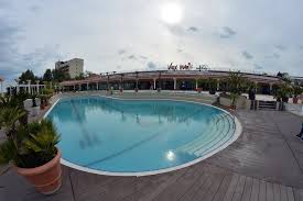 Along with 2 restaurants, this hotel has 3 outdoor pools and 2 poolside bars. Complex Vox Maris Grand Resort Costinesti Romania