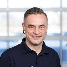 Calvin Dill's Instagram, Twitter & Facebook