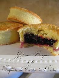 Gateaux Basques A La Confiture De Cerises Noires Gateau Basque Recette Biscuit Confiture De Cerises