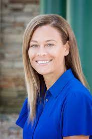 Sonya curry, mother of nba sharpshooters stephen curry and seth curry, filed for divorce from former nba sixth man of the year dell curry in june, according to tmz. Sonya Curry Nbafamily Wiki Fandom