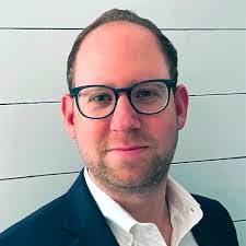 Lance Simon's Instagram, Twitter & Facebook