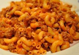 Le Macaroni A La Viande De Maman Est Parfait Pour Les Soupers De Semaine Macaroni Recipes Food Recipes