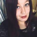 Krystal Lelea's Instagram, Twitter & Facebook