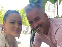 "Elle nous conseille et nous fait la morale" : Olivier Gayat (Familles  nombreuses) se confie sur le rôle de sa fille Olivia dans le fonctionnement  de sa tribu