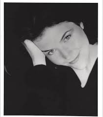 We are thrilled to welcome Juliette Koch to the Star 2B Family! We are so  fortunate to have her direct and choreograph alongside Dan Koch as Music  Director (Star 2B Elf Jr,