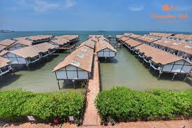 Compare hotel prices and find an amazing price for the wonderland private chalet at port dickson guesthouse in port dickson. Private Water Chalet Alexis Port Dickson By Brassalova Chalet Port Dickson