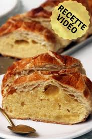 Une Galette Des Rois Ronde Oui Mais En Rouleau Decoupez De Jolies Tranches De Galette Ca Change Cuisineactuelle Galettes Food Cooking Chef Desserts