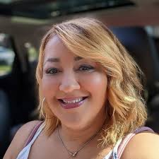 Does @target realize that the AT&T sales reps pestering shoppers around  their electronics section makes shoppers skip an entire section of their  stores?