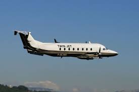 Booking period from 23/04/2021 until 07/11/2021. Transport Aerien Twin Jet Renforce Sa Base A Lille Et Ouvre Un Vol Direct Vers Brest Cote Brest
