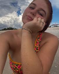 maddie mae🩷 (@maddiesofsky) • Instagram photos and videos