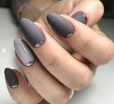 Grey manicure even goes perfectly with every nail shape and size. 15 Trendy Grey Nails Ideas To Try Right Now Styleoholic
