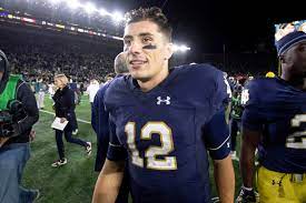 Ian book (born march 30, 1998) is an american football quarterback who played for the notre dame fighting irish. Notre Dame With Ian Book Irish Look Like College Playoff Contender