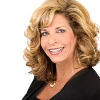 Beth Hetzel's Instagram, Twitter & Facebook