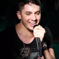 Resultado de imagem para jonas esticado