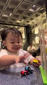 Gavin at si Daddy Betong: Humor at Saya sa Tahanan