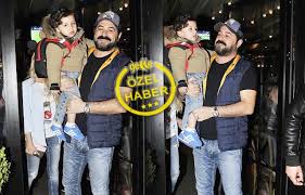 Şarkıcı serkan kaya, eşi ayşegül kaya'nın doğum gününü arnavutköy'de kutladı. Serkan Kaya Beni Aslanimla Cekin