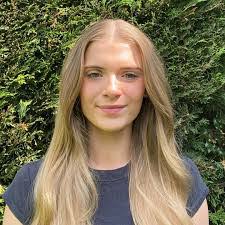 Kristy Evers's Instagram, Twitter & Facebook