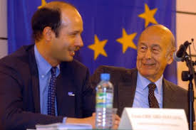 De 1974 à 1981, valéry giscard d'estaing a séjourné à l'elysée. Mnn2ir0vtrxu8m