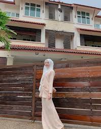 Wanita bernama marissa hutabarat ini terpilih menjadi salah satu hakim di pengadilan perdata new orleans, as, dalam pemilu lokal pada agustus lalu. Cantiknya Wajah Manis Marissa Dania Di Majlis Ulang Tahun Kelahiran Nona