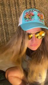 Amy Fogarty (@amyjfogartyy)