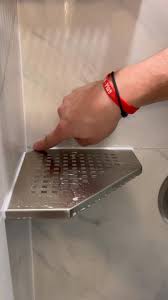 GURU USA corner shelves. Very easy way...