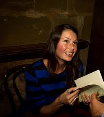 Amanda Adams - Wikipedia