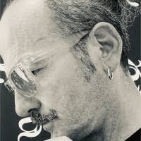 200+ "Hair Stylist" profiles