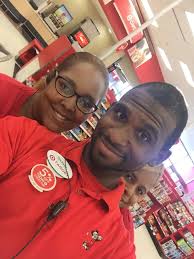 Wallace Swain Jr. (@Bullseye_Swain)