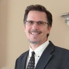 Dwight Layton's Instagram, Twitter & Facebook