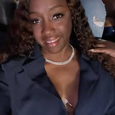 How to get floor seats and airline tickets for Beyonce's last show in Vegas?