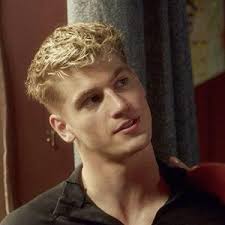 🔥 Roxanne Ruiz MBTI