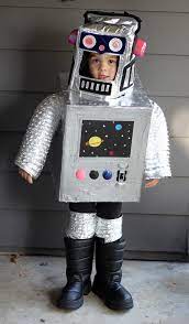 Walk and jump like an astronaut on the moon; Small Friendly Diy Space Robot Costume