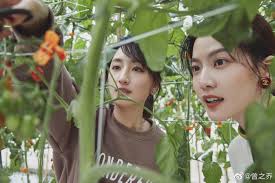 trending] Joanne Tseng and Alice Ke chat about being “green plants”, not  conforming to beauty standards of others but understanding and embracing  your unique self. Joanne also mentioned if she could say