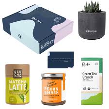 Here are 5 unique ideas for decorating your home office. 47 Best Office Gift Ideas For Every Work Occasion In 2021