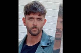 New Look Hrithik Roshan Gets Back To Work In New Year Pressboltnews While the whole group comprising the makers, cast and team were. new look hrithik roshan gets back to