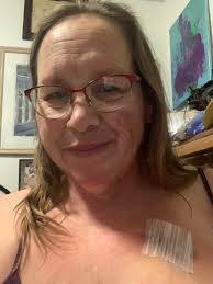 Sharon Crossley's Instagram, Twitter & Facebook