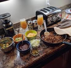 Made Some Friggin Fantastic Boca Tacos With Homemade Guac And Mango Salsa Had To Pair This Spicy Meal With Some Equally Yummy Ipa S Thecraftyb