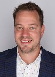 Christopher Moen's Instagram, Twitter & Facebook