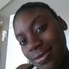 Lorraine Remington's Instagram, Twitter & Facebook