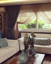 Gerçek evlerden kruvaze perde modelleri ve stil kombinleri burada. Gercek Evlerden Kruvaze Perde Modelleri Kombinler Ve Oneriler Ev Gezmesi Oturma Odasi Tasarimlari Ev Dekorasyonu Luks Oturma Odalari