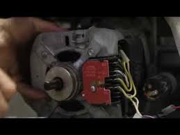 Mesin basuh auto, spin tak bolehbila spin dram tidak berpusing,kipas bawah sahaja yang berpusing.sekiranya masalah tersebut tidak selesai,. Cara Repair Mesin Basuh Spin Cycle Youtube