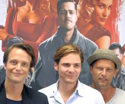 With brad pitt, mélanie laurent, christoph waltz, eli roth. Bastardi Senza Gloria Photo Call E Premiere A Berlino Mymovies