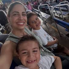 Claudia Torre (@experienciasnocosas) • Instagram photos and videos