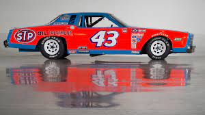 A race that is extended and restarted in nascar overtime will consist of one or more restart attempt(s) and requires the leader's vehicle to break the. Blue 43 That S Richardpetty The King Of Nascar My Personal Hero I Mean As Far As I Mean I Really Respect A Nascar Race Cars Nascar Cars Old Race Cars