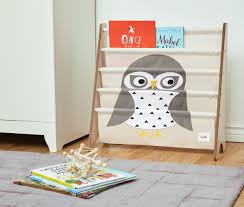 This 3 Sprouts Owl Book Rack Keeps Children S Books Neatly Sorted And Stored With Everything At Eye Level For Toddlers F Book Racks Book Display Kids Bookcase